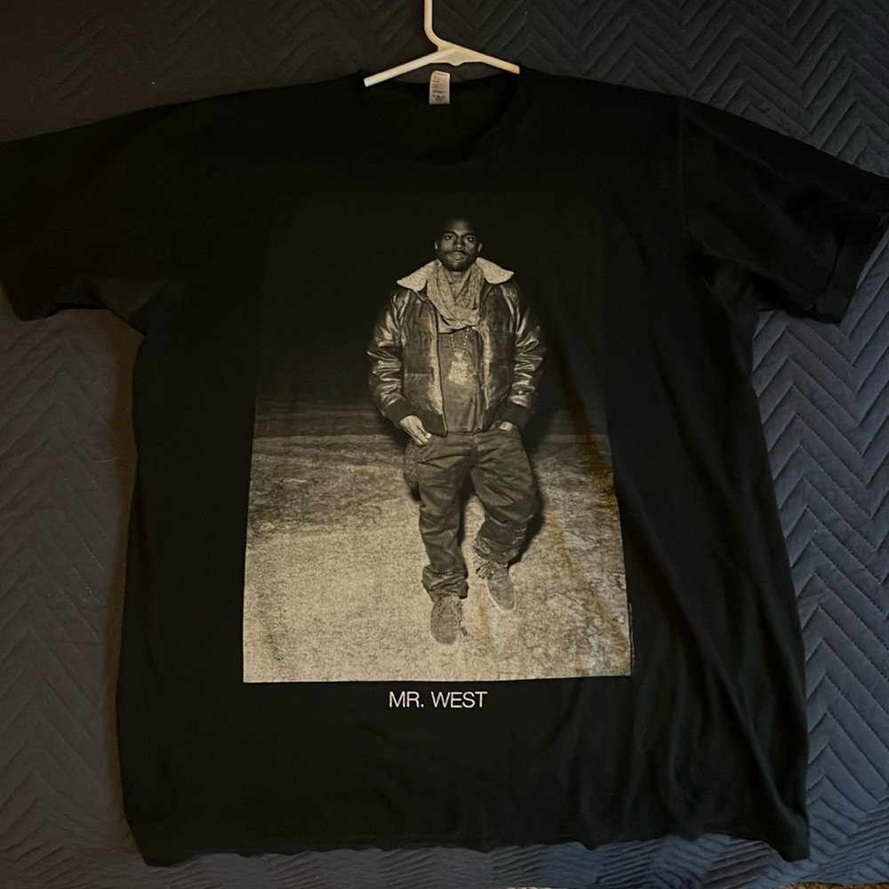 Kanye West Glow In The Dark Tour ‘08 t shirt black